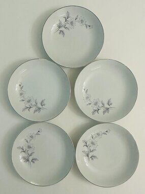 Fine China Vintage Soup Bowls 5 Bowl Set  Crown Jewel Forever Floral Pattern